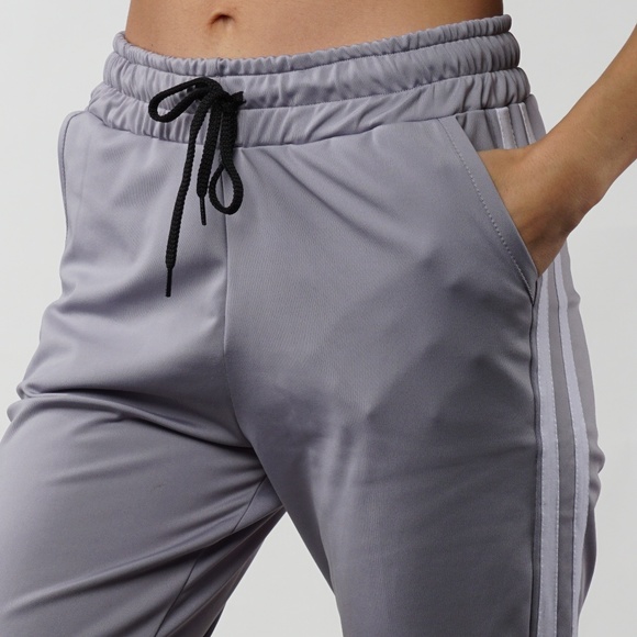 Drawstring Waist Jogger Sweatpants with Pockets - Picture 4 of 4